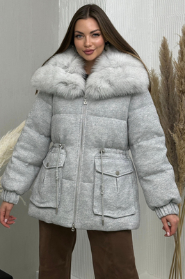 Короткий пуховик с мехом песца и капюшоном oversize